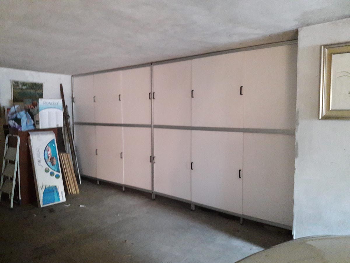 Scaffalatura per garage fornita da Fratelli Amodio a Milano
